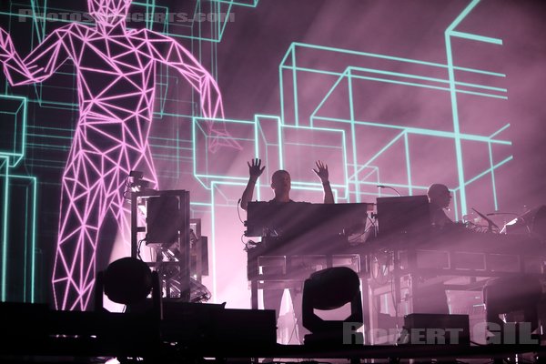 THE CHEMICAL BROTHERS - 2023-08-26 - SAINT CLOUD - Domaine National - Grande Scene - 